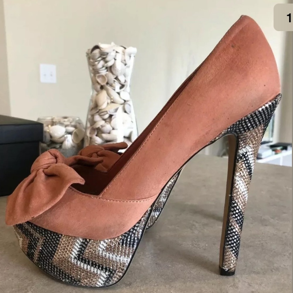 Jessica Simpson shimmery Platform Heels 6